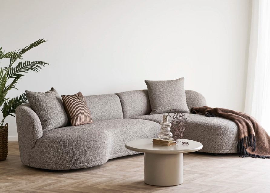 JustMore tilbyder loungesofaer og sofaer til konkurrencedygtige priser